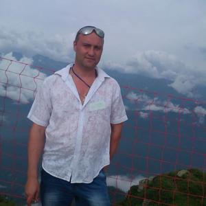 Парни в Юганец: Сергей, 44 - ищет девушку из Юганец