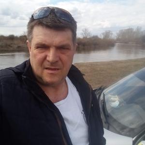 Парни в Шадринске: Игорь, 49 - ищет девушку из Шадринска