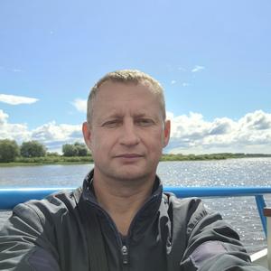 Евгений, 46 лет, Великий Новгород
