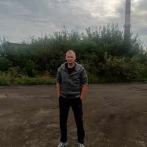 Парни в Череповце: Сергей Иванович, 34 - ищет девушку из Череповца