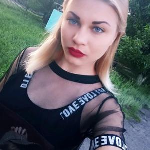 Девушки в Донецке: Ника, 25 - ищет парня из Донецка