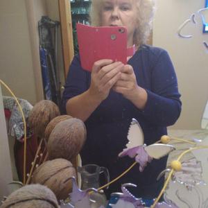 Елена, 64 года, Псков