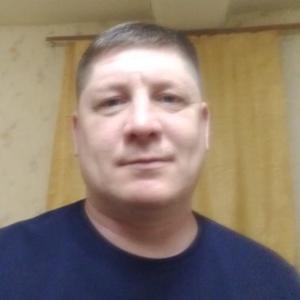 Олег, 48 лет, Чистополь