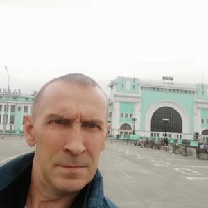 Парни в Омске: Павел, 48 - ищет девушку из Омска