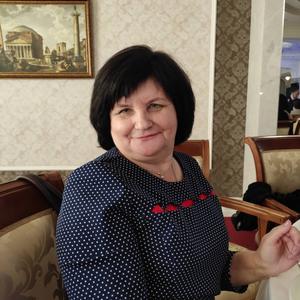 Девушки в Донецке: Валентина, 64 - ищет парня из Донецка