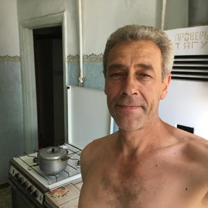 Парни в Гулькевичах: Андрей, 56 - ищет девушку из Гулькевич