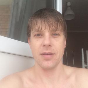 Илья, 38 лет, Томск