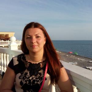 Девушки в Нижний Новгороде: Марина, 38 - ищет парня из Нижний Новгорода