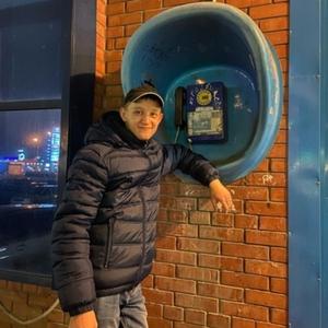 Парни в Тольятти: Роман, 25 - ищет девушку из Тольятти