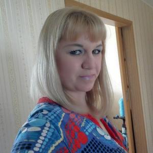 Девушки в Магнитогорске: Елена, 47 - ищет парня из Магнитогорска