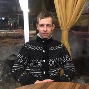 Парни в Хадыженске: Станислав, 28 - ищет девушку из Хадыженска