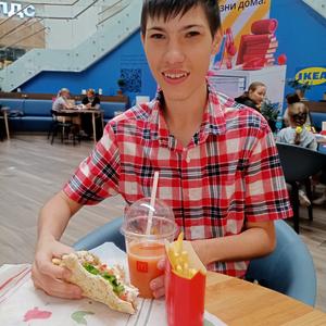 Парни в Саранске: Кирилл, 22 - ищет девушку из Саранска