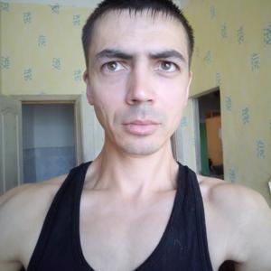 Рунис Ермагамбетов, 39 лет, Костанай