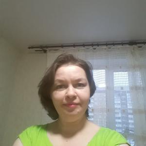 Девушки в Перми: Наталья, 44 - ищет парня из Перми
