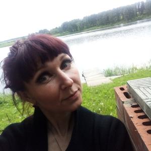 Девушки в Новокузнецке: Светлана, 40 - ищет парня из Новокузнецка
