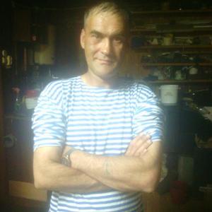 Денис Цуцкогин, 47 лет, Роза