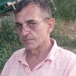 Иван, 69 лет, Саратов