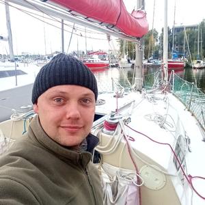 Алекс, 34 года, Чернигов