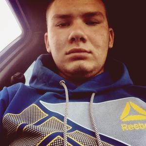 Вадим , 25 лет, Топки