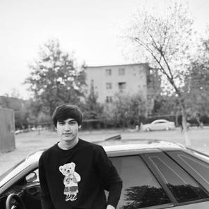 Фарик, 21 год, Казань