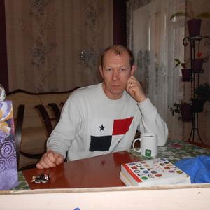 Александр, 52 года, Омск