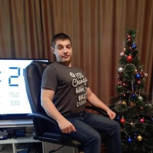 Парни в Шелехове: Дмитрий, 27 - ищет девушку из Шелехова