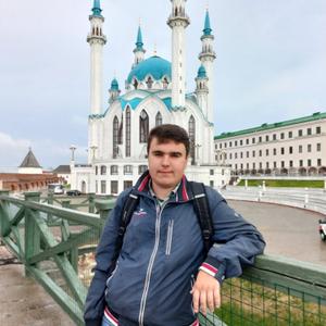 Евгений, 20 лет, Казань