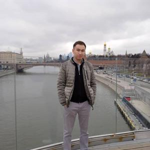 Парни в Солнечногорске: Адик, 31 - ищет девушку из Солнечногорска