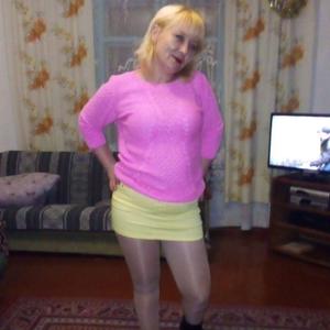 Девушки в Бийске: Татьяна, 42 - ищет парня из Бийска