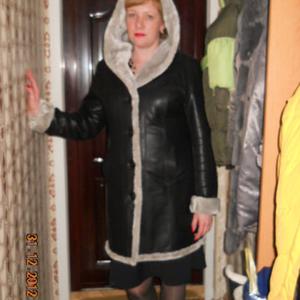 Девушки в Кемерово: Самая Счастливая, 45 - ищет парня из Кемерово