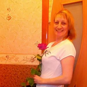 Девушки в Нижний Новгороде: Анна, 40 - ищет парня из Нижний Новгорода