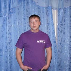 Парни в Горнозаводске (Пермский край): Дима, 37 - ищет девушку из Горнозаводска (Пермский край)