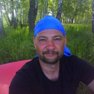 Парни в Новосибирске: Виталий, 53 - ищет девушку из Новосибирска