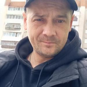 Парни в Вологде: Игорь, 34 - ищет девушку из Вологды