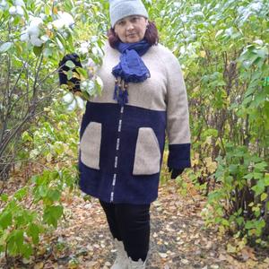 Девушки в Омске: Незнакомка, 55 - ищет парня из Омска