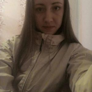 Девушки в Омске: Дарья, 25 - ищет парня из Омска