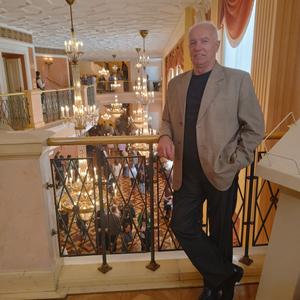 Юрий, 74 года, Москва