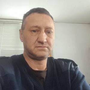 Парни в Богучаре: Игорь, 53 - ищет девушку из Богучара