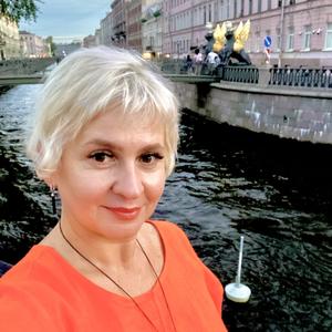 Девушки в Санкт-Петербурге: Елена, 47 - ищет парня из Санкт-Петербурга