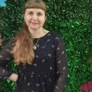 Девушки в Омске: Ольга Иванова, 49 - ищет парня из Омска
