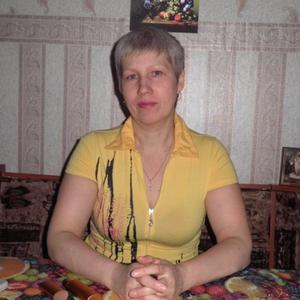 Девушки в Сыктывкаре: Ольга, 60 - ищет парня из Сыктывкара