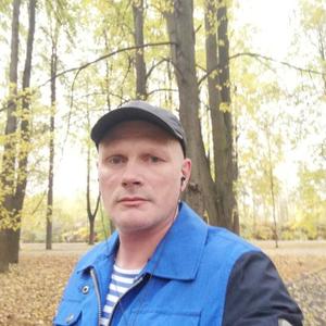 Парни в Петрозаводске: Степан, 45 - ищет девушку из Петрозаводска