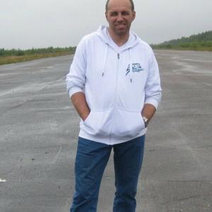 Михаил Денисов, 53 года, Архангельск