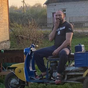 Парни в Приозерске: Дмитрий Синицын, 40 - ищет девушку из Приозерска