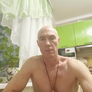 Парни в Нижневартовске: Александр, 50 - ищет девушку из Нижневартовска