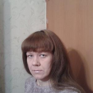 Девушки в Ульяновске: Елена Челякова, 46 - ищет парня из Ульяновска