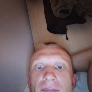 Konstantin, 38 лет, Бийск