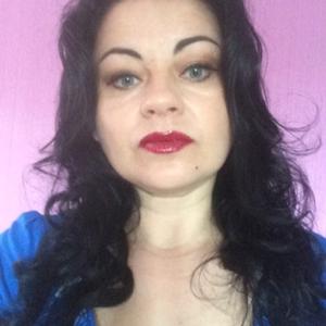 Девушки в Тернополе: Ксенія, 42 - ищет парня из Тернополя