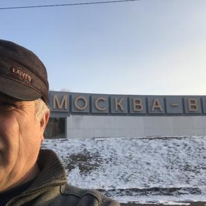 Парни в Владивостоке: Александр, 62 - ищет девушку из Владивостока