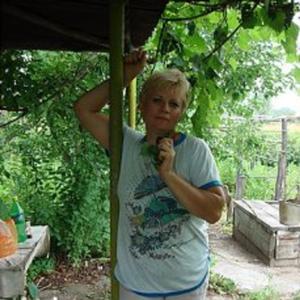 Девушки в Балашове: Татьяна, 62 - ищет парня из Балашова